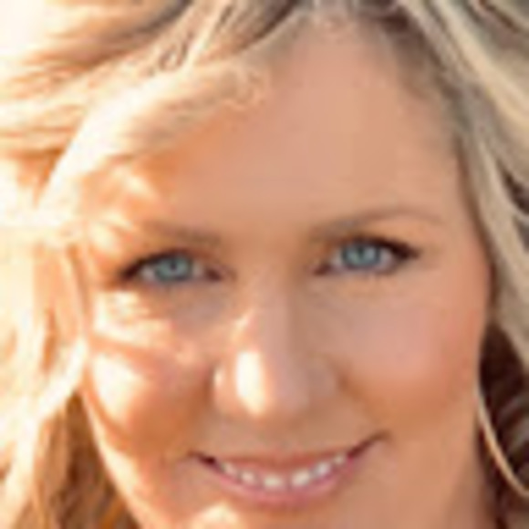 Meet your Posher, Trena - Picture 1 of 1